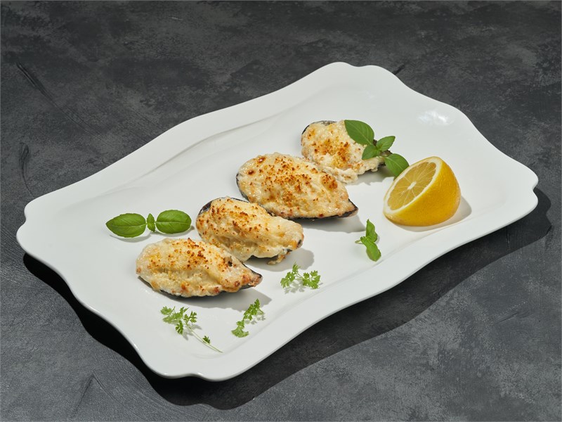 Мидии запеченые под сырным соусом 1005141