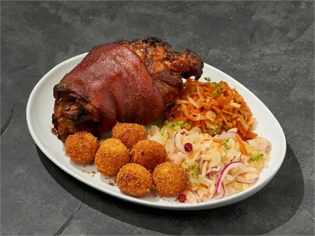 {{photo.Alt || photo.Description || 'Рулька'}}